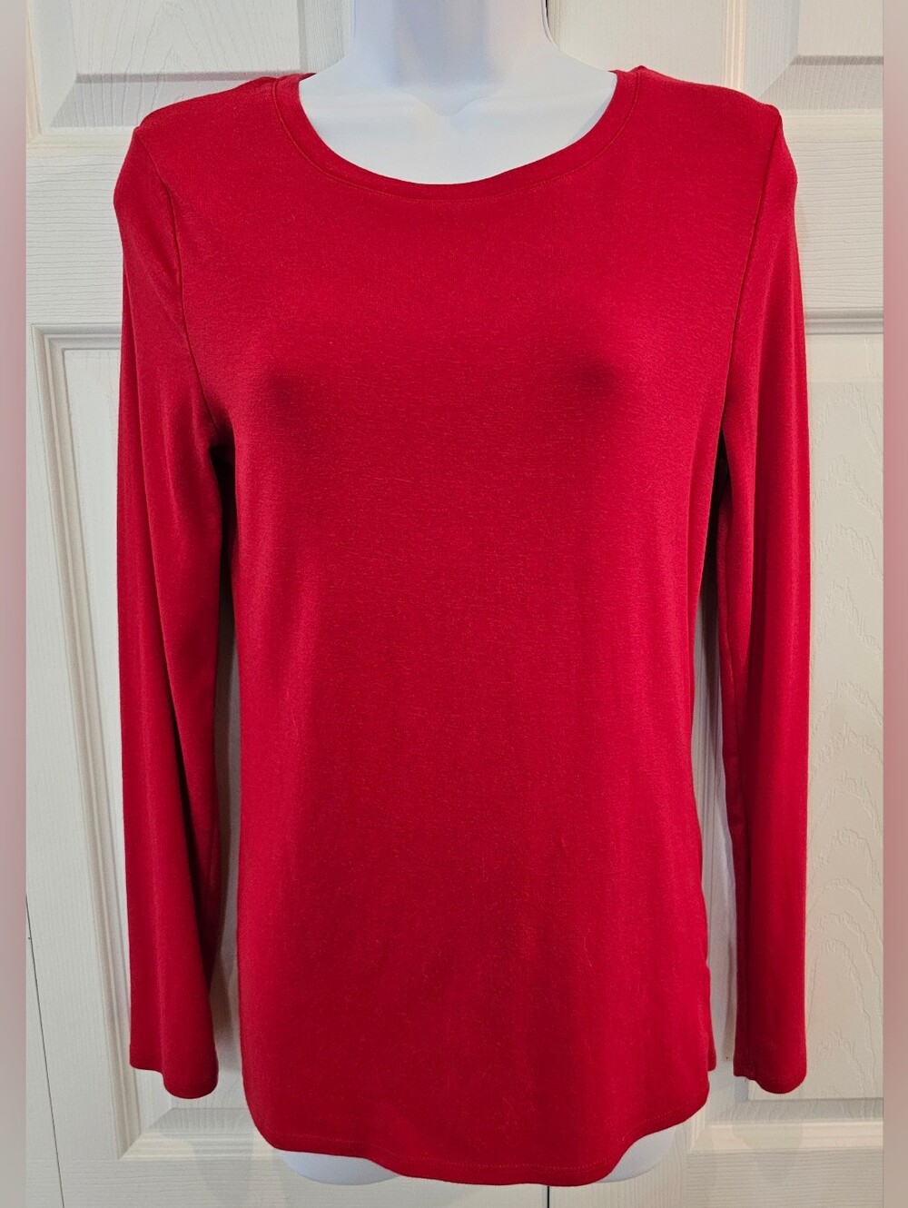 Merona Red Long Sleeve Ultimate Tee Crewneck Medium - Like New